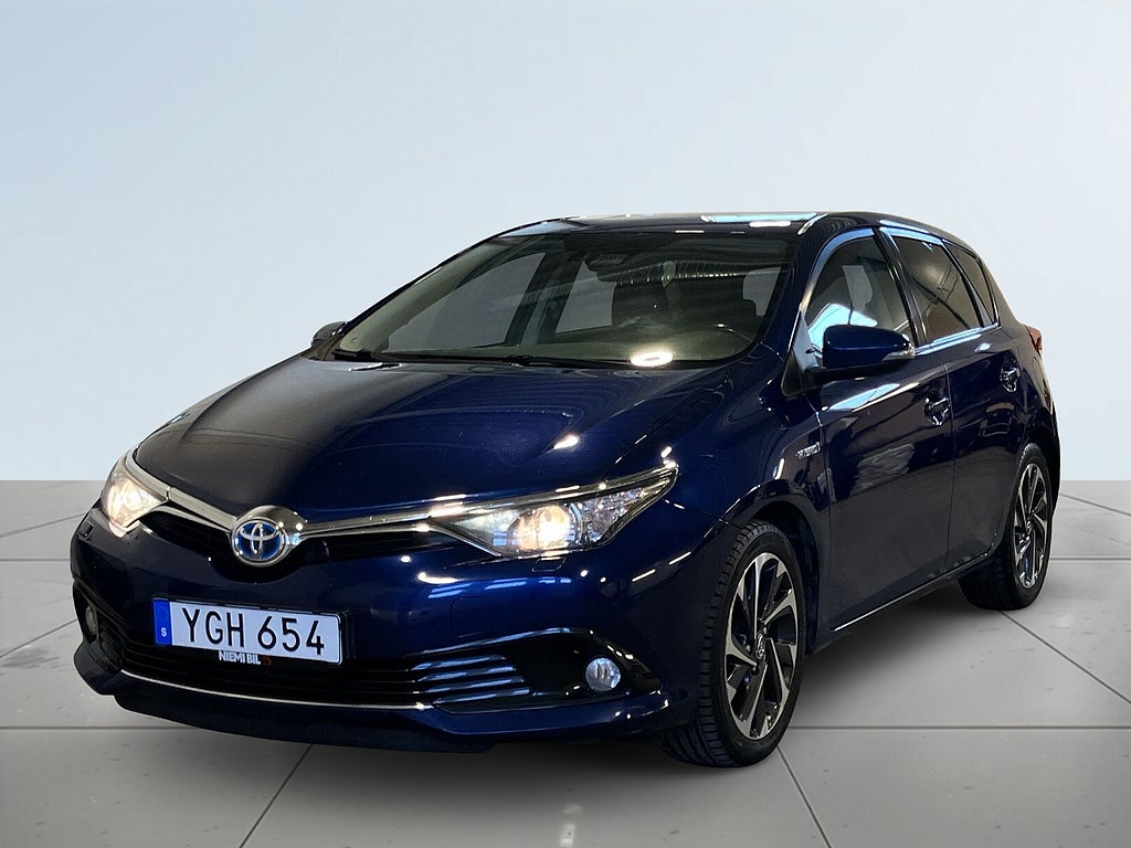 Toyota Auris Hybrid e-CVT Active Plus Kamera Navi Skinn S&V-hjul