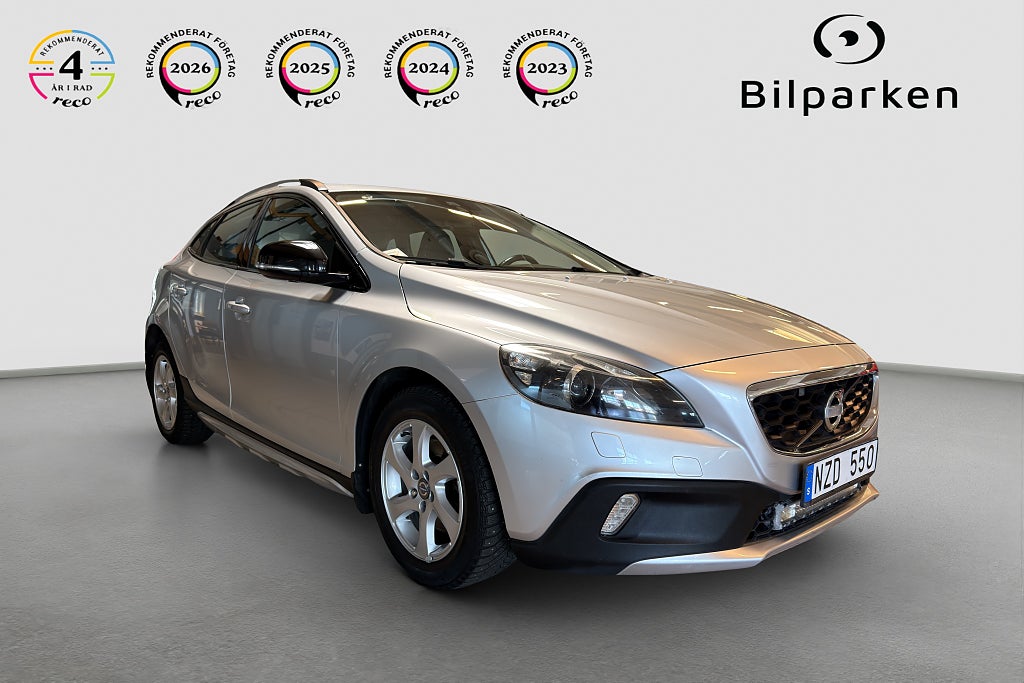 Volvo V40 Cross Country D2 Momentum | Automat | Värmare | 115hk