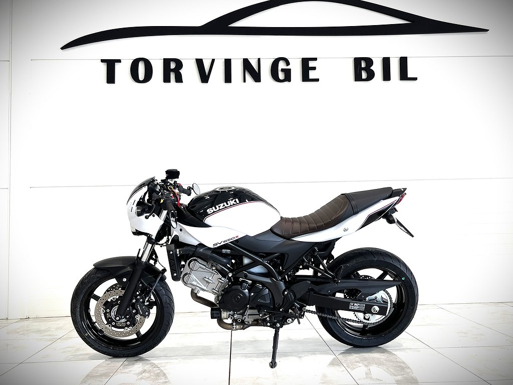 Suzuki Cycles SV650X  Låga mil / 158 mil / Ny bes / ABS 