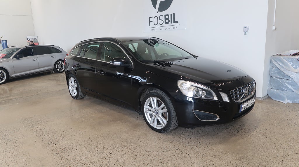Volvo V60 *Kampanj 2000kr CirkelK* D3 Drag-Värmare-Nyservad