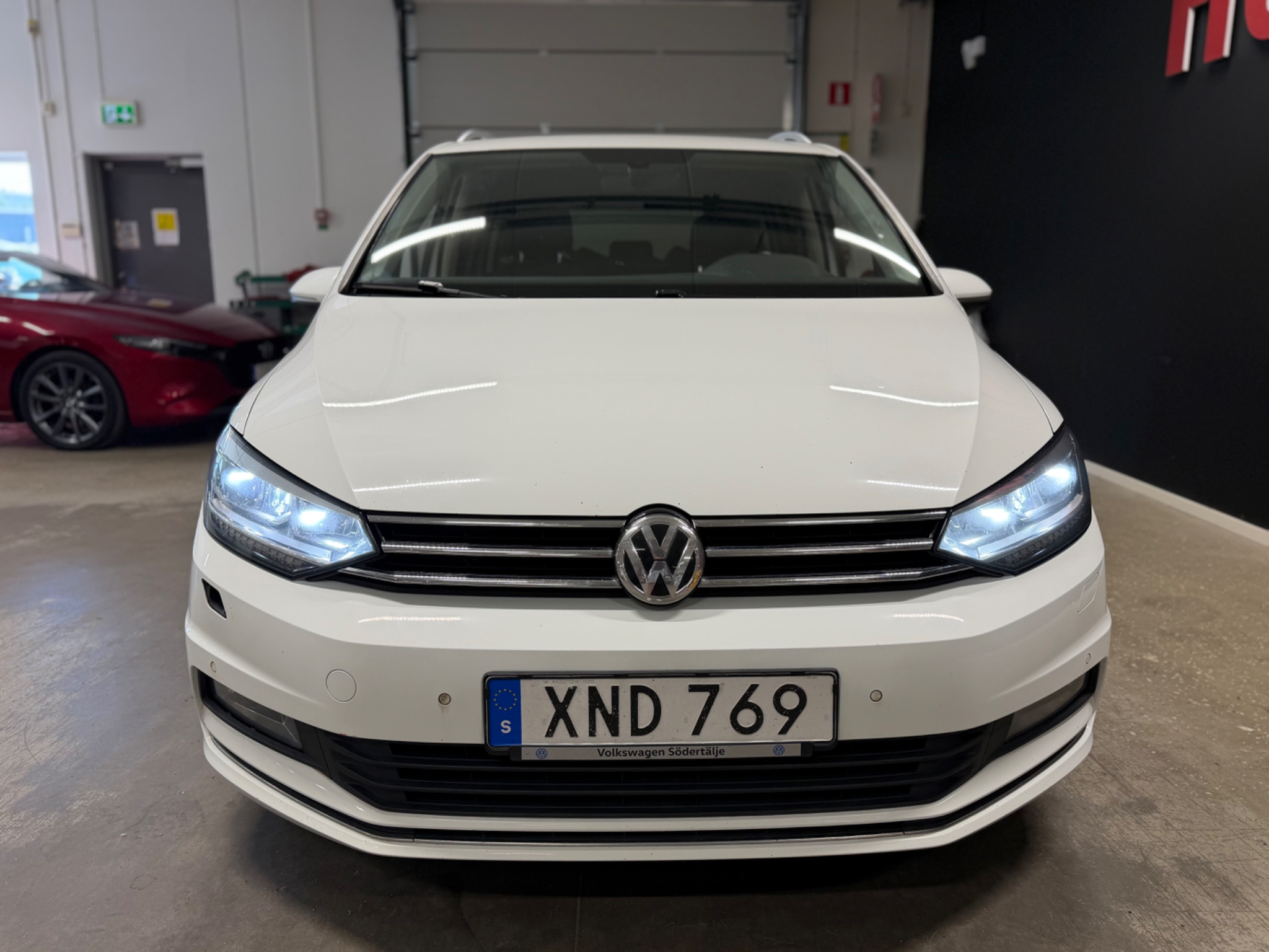 Volkswagen Touran 7-seater 2.0 TDI GT 2017, bild 7/40