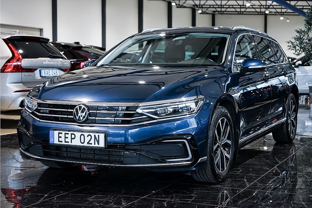 Volkswagen Passat Sportscombi GTE 1.4 DSG LED DRAG NAVI