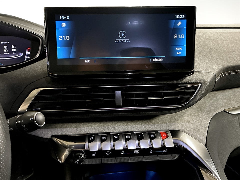 Bild på Peugeot 5008 GT 1.2 PT 130hk Aut 7-SITS B-KAMERA CARPLAY