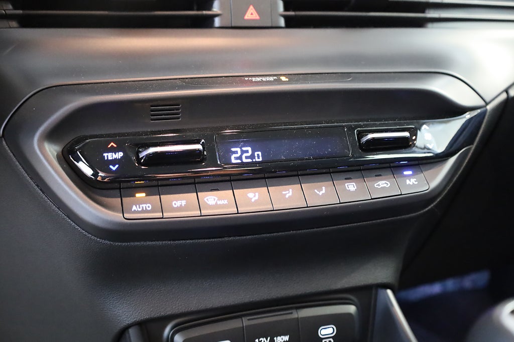 Hyundai Bayon 1.2 MPi Kamera CarPlay Leasbar
