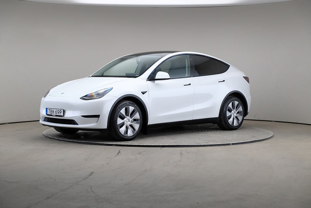 Tesla Model Y Long Range AWD 514hk Drag läder Pano