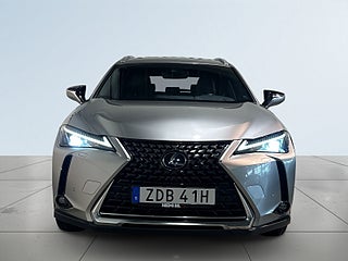 Lexus UX 250h E-Four CVT Rattvärme Kamera Psens CarPlay SoV