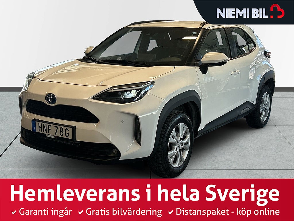 Toyota Yaris Cross Hybrid AWD-i CVT Active Plus MOMS/1Ägare/Webasto/Kamera