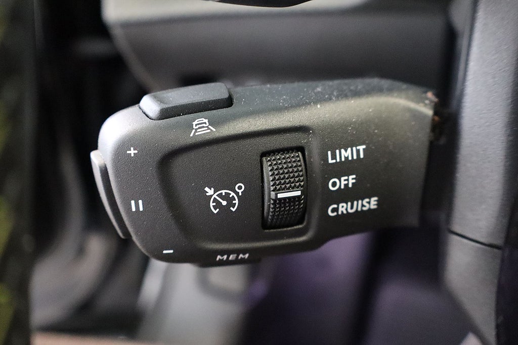 Bild på Peugeot 2008 GT 1.2 PT 130hk Aut - B-KAMERA, CARPLAY, NAV