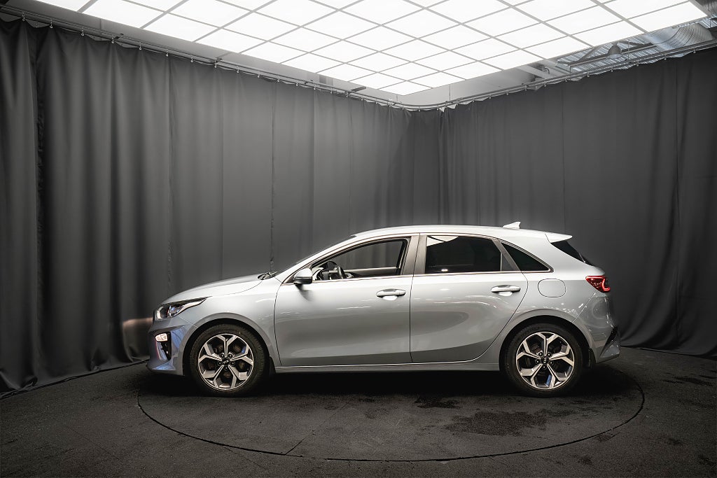 Kia Ceed 1.5 T-GDI Advance Plus KAMERA ADAPTIV-FART 1-ÄGARE