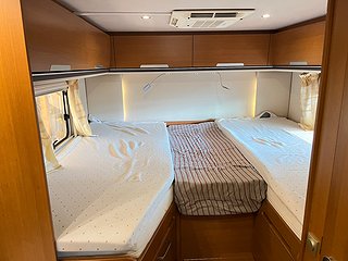 Husbil-integrerad Niesmann ARTO 79 LE 21 av 25