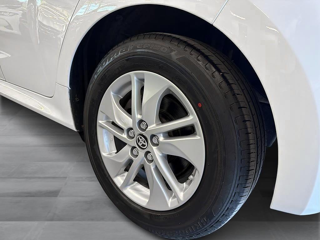 Toyota Yaris 2020 - miniatyr 11