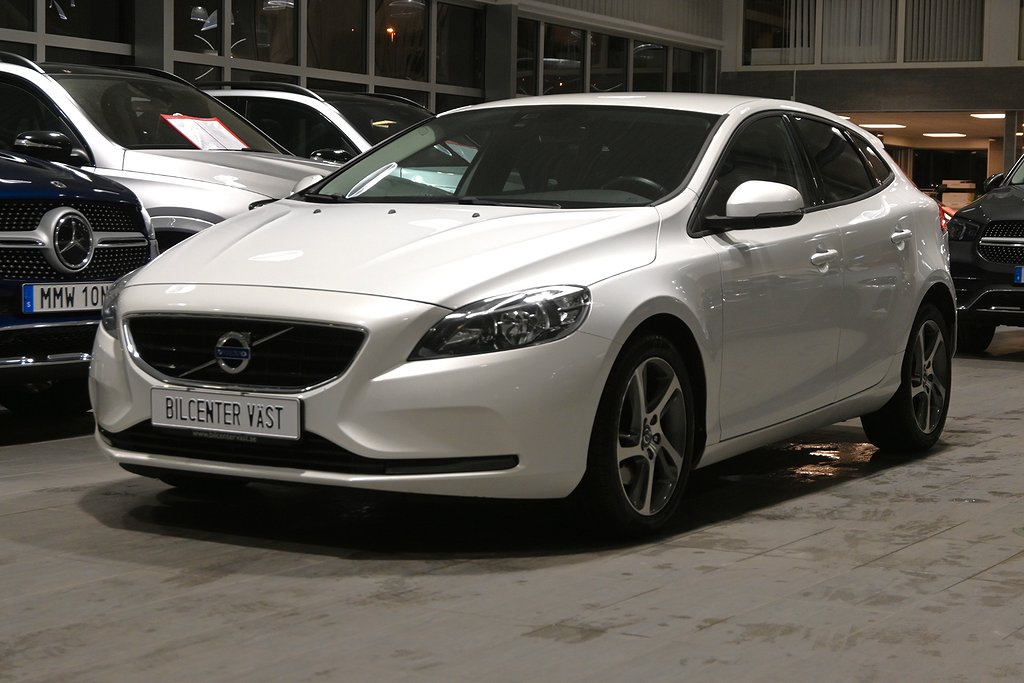 Volvo V40 T2 122hk Navi Kamera 