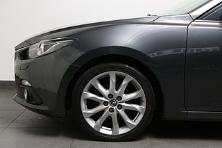 Halvkombi Mazda 3 9 av 27