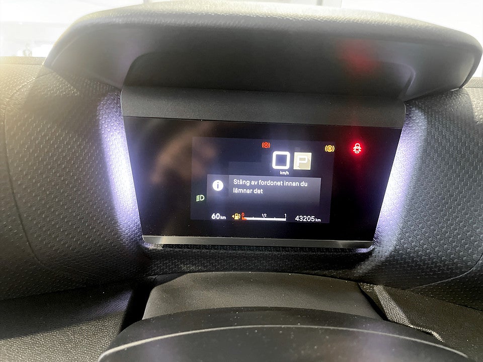 Bild på Citroën C4 Shine 1.2 PT 130hk Aut B-KAMERA CARPLAY