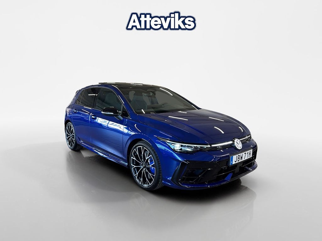 Volkswagen Golf R 333hk DSG Performance/Kamera/Warmenau