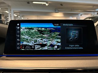 BMW 520 d xDrive Sedan HuD/HIFI/Drag/Rattvärme/S&V-hjul