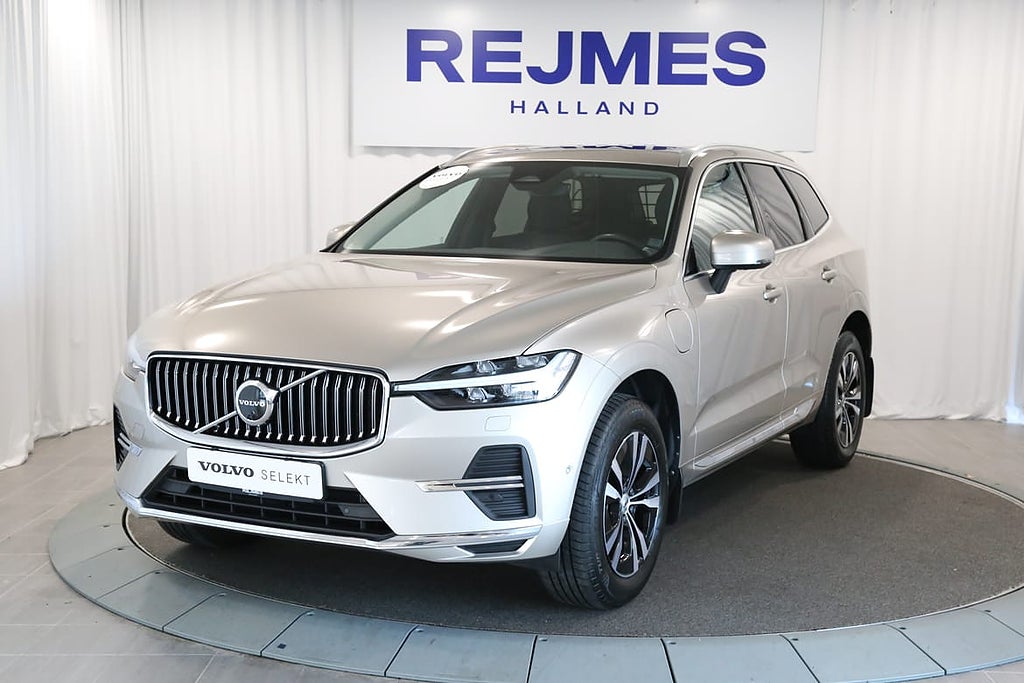 Volvo XC60 Recharge T6 Core Edition | 360 | H&K | Läder |