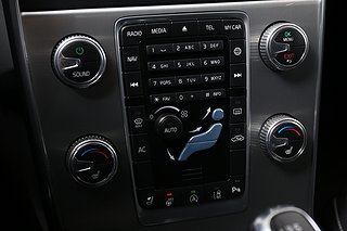 Kombi Volvo V60 16 av 21