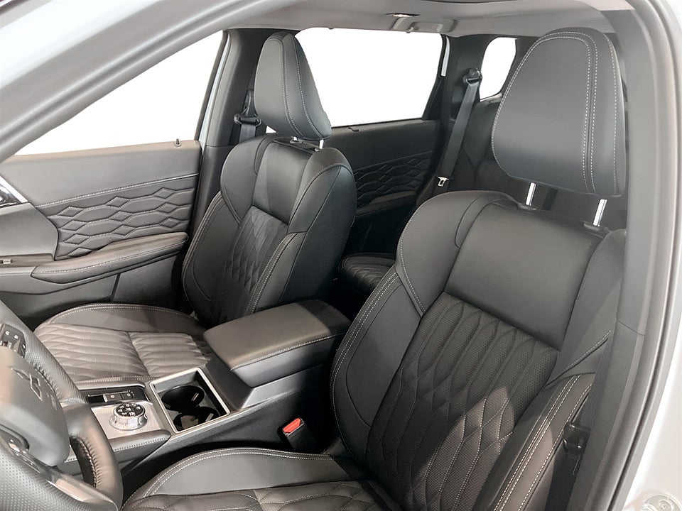Bild på Mitsubishi Outlander Instyle PHEV - DEMO