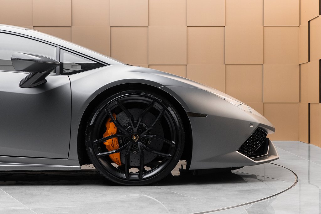 Lamborghini Huracán LP 610-4 Akrapovic / 2 Ägare / Lift 