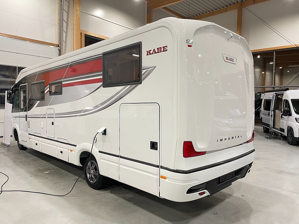 Kabe TMRI 830 LGB Imperial /Drag/Cinderella/Bakhjulsdriven 190hk - Kabe