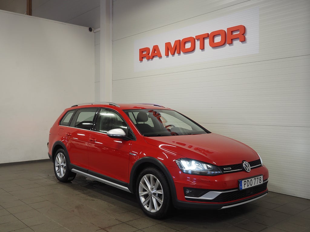 Volkswagen Golf Alltrack 1.8 TSI 180hk 4Motion |Drag|Värmare|Kamera| 2017