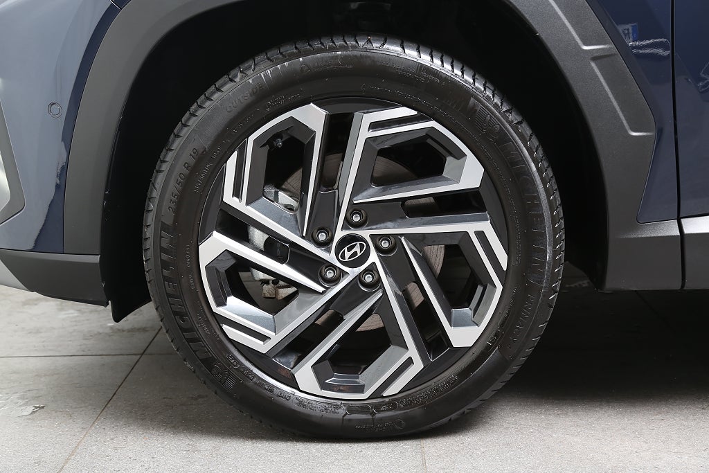 Hyundai Tucson Plug-in Hybrid 4WD Advanced Tech | Panorama 2025