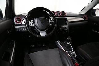 SUV Suzuki Vitara 13 av 25