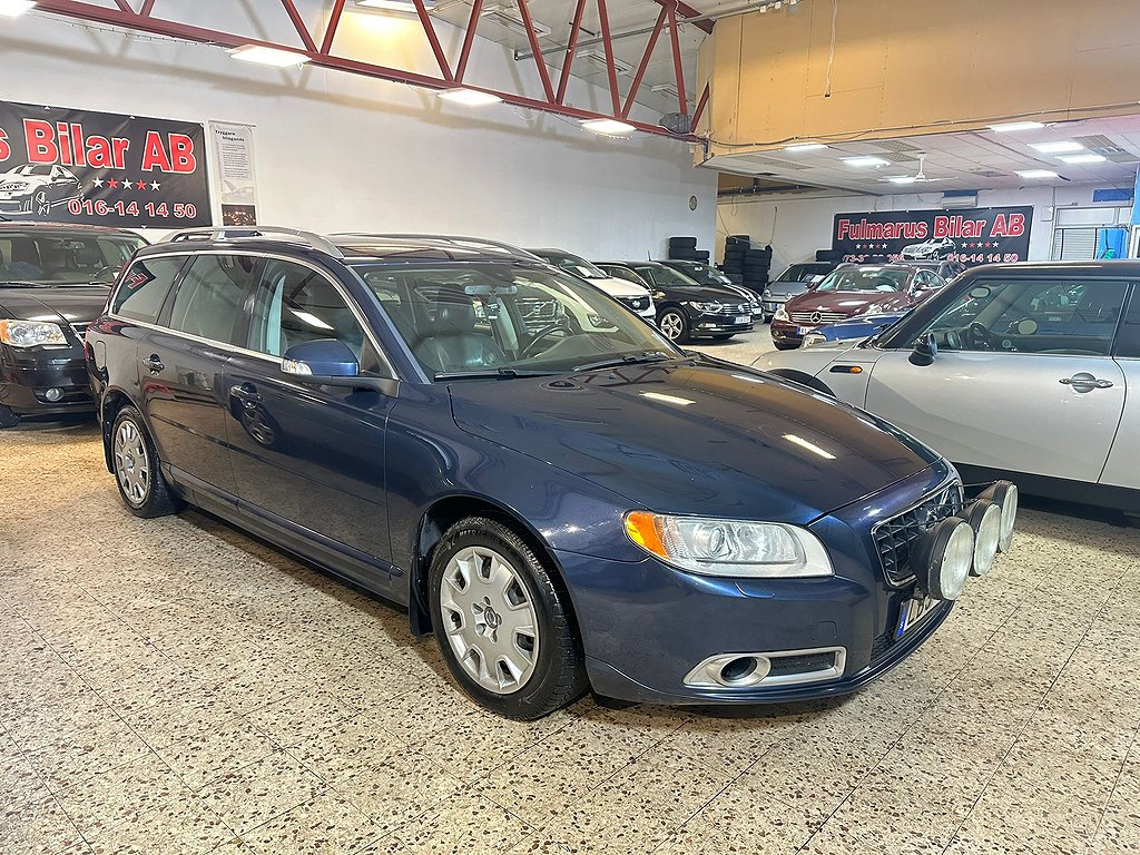 Volvo V70 D5 Summum Ny Servad& Ny Besiktigad 