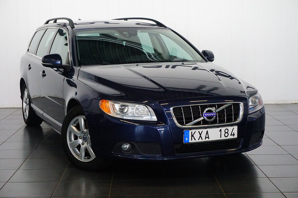 Volvo V70 D2 DRIVe Momentum Drag PDC Bak Halvskinn