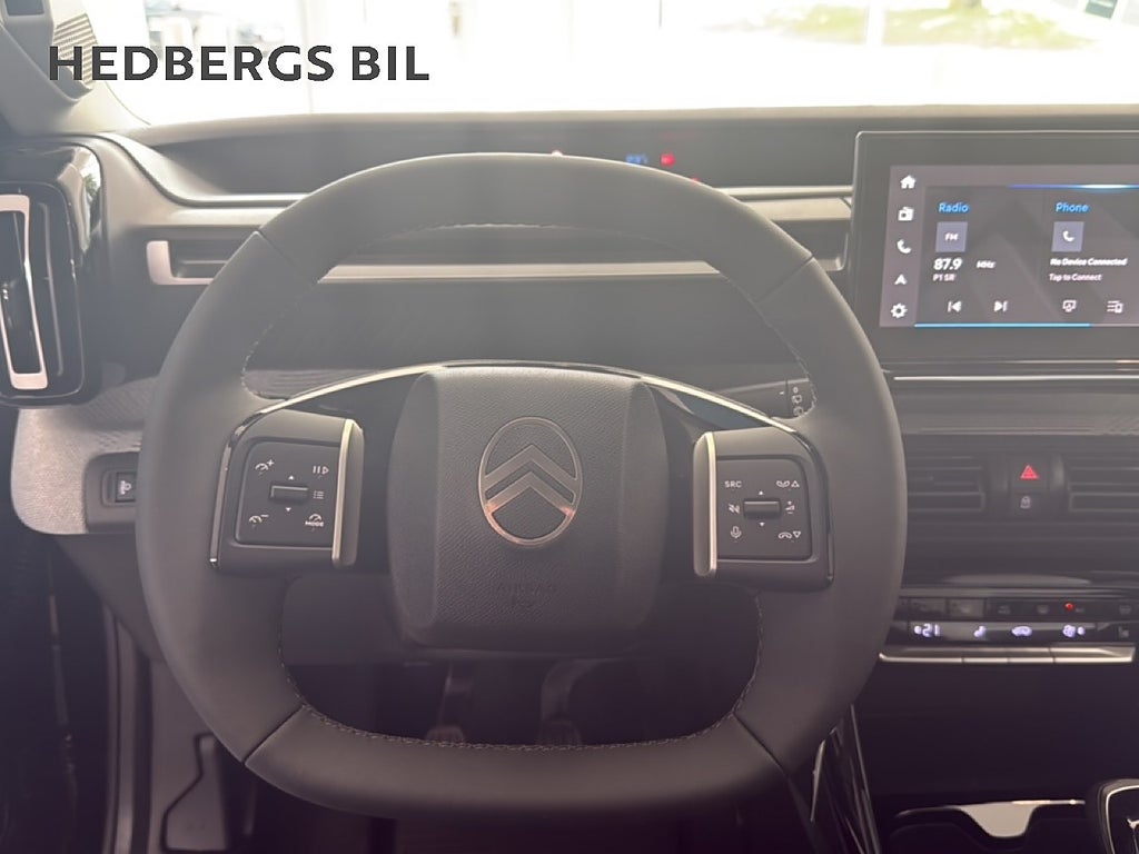 Citroën C3 MAX 1.2 PureTech 100 HK  thumbnail