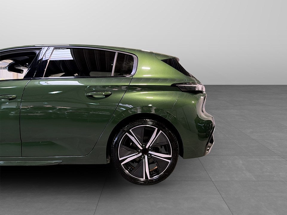 Bild på Peugeot 308 5D GT 1.2 PT 130hk Aut - B-KAMERA, 1 ÄGARE