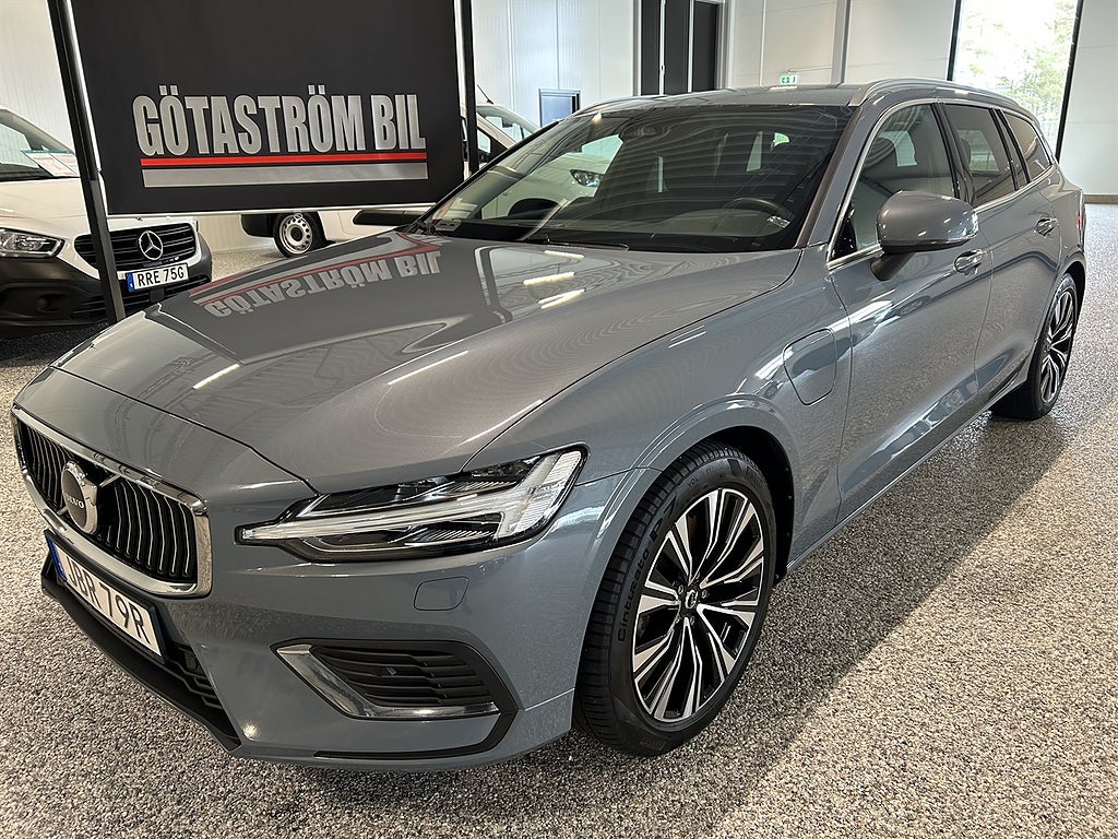 Volvo V60 Recharge T6 AWD 399hk Core Edition