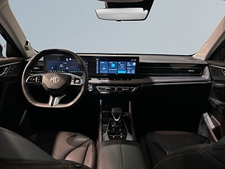 MG HS PHEV Luxury 360° GPS Pvärm Elbaklucka Skinn SoV MOMS – bild 8