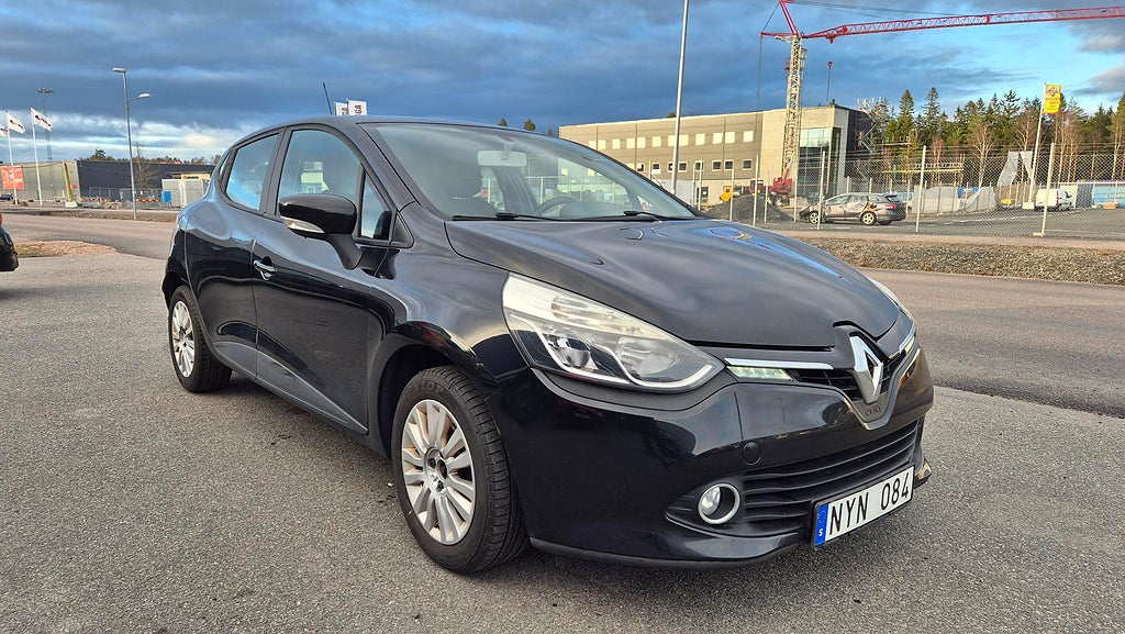 Renault Clio 0.9 TCe Euro 5 Nyservad 
