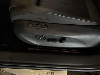 Skoda Superb 2.0 TDI 4×4 L&K Explore S&V-hjul/Dvärm/Drag/Kamera – bild 19