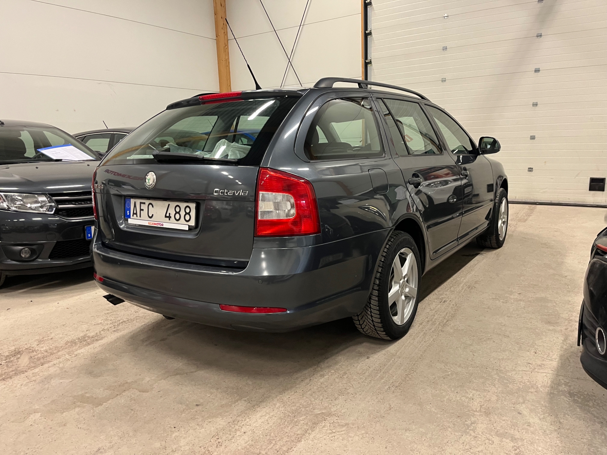 Skoda Octavia 2011, bild 3/43