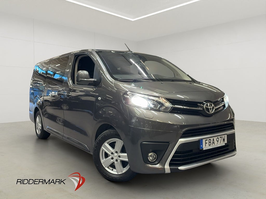 Toyota Proace Verso Extra Lång Värm PDC Drag HUD 9-Sits Moms