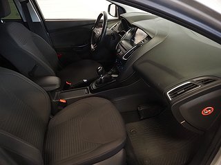 Halvkombi Ford Focus 10 av 20