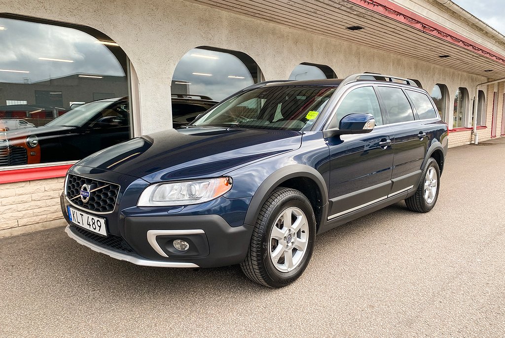 Volvo XC70 D4 AWD Aut Geartronic Momentum 181 Hkr 1 Ägare Diesel 4WD