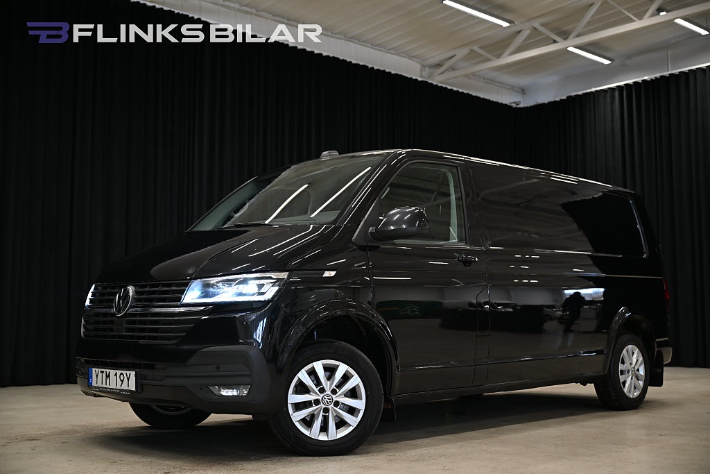 Volkswagen Transporter 4Motion DSG 150HK L2|Nedlackad|LED|Drag|Värmare|Leasbar