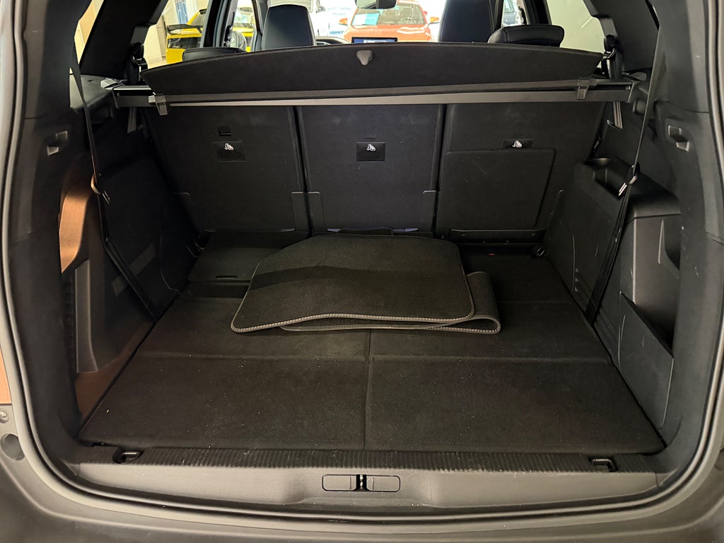 Peugeot 5008 1.2 PureTech 130 EAT 7 Sits SoV Hjul thumbnail
