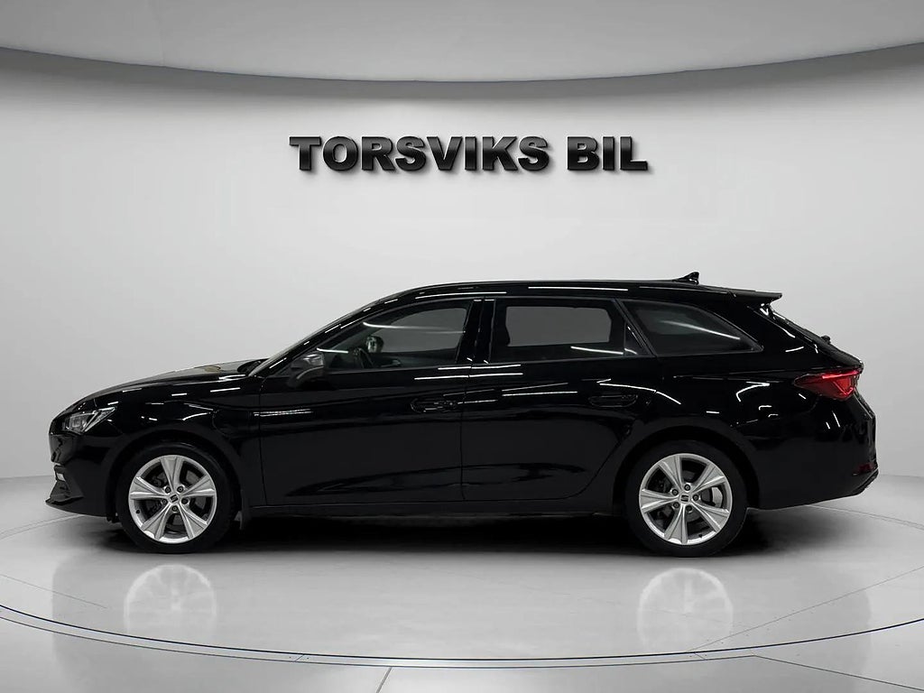 Seat Leon ST León Sportstourer e-Hybrid FR, S&V hjul, Fullservad, Garanti - miniatyr 3