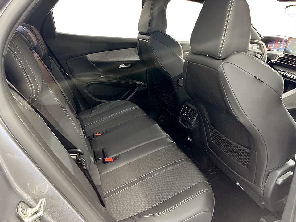 Bild på Peugeot 3008 GT 1.2 PT 130hk Aut B-KAMERA CARPLAY