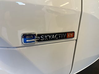 Mazda MX-30 Plug-In Hybrid R-EV Kamera/Rattvärme/Värmare/SoV-Däck