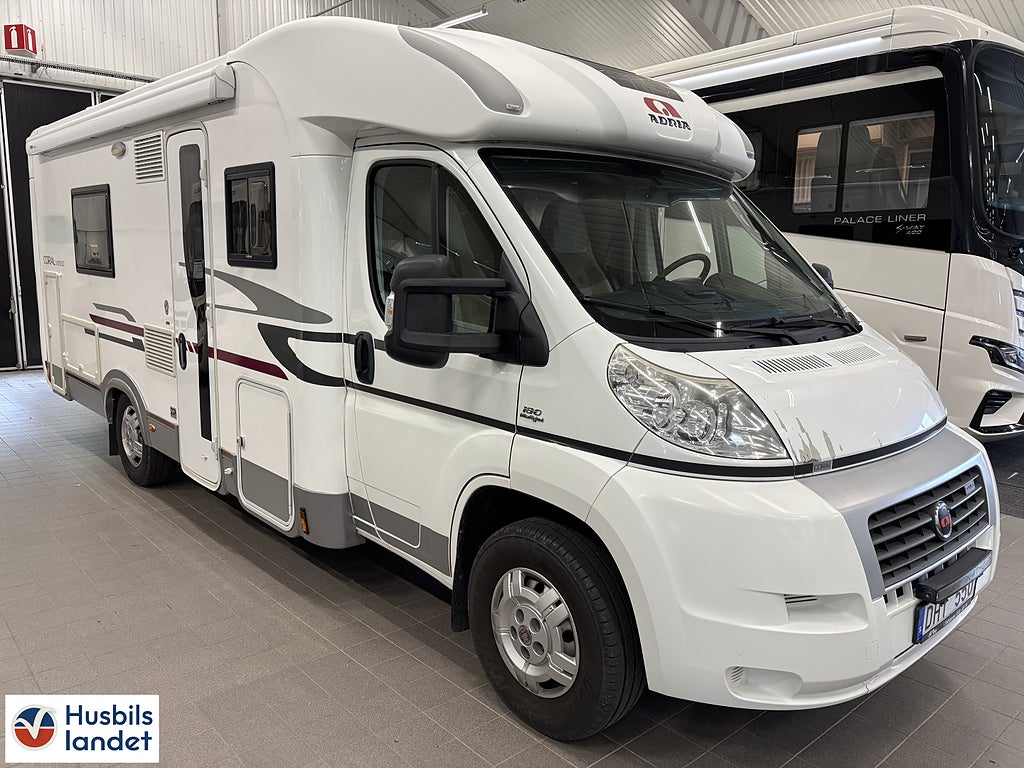 Adria Coral S 670 SLT / Låga långbäddar - Alde