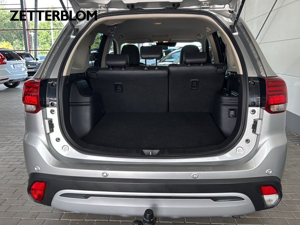 Kombi Mitsubishi Outlander 6 av 15