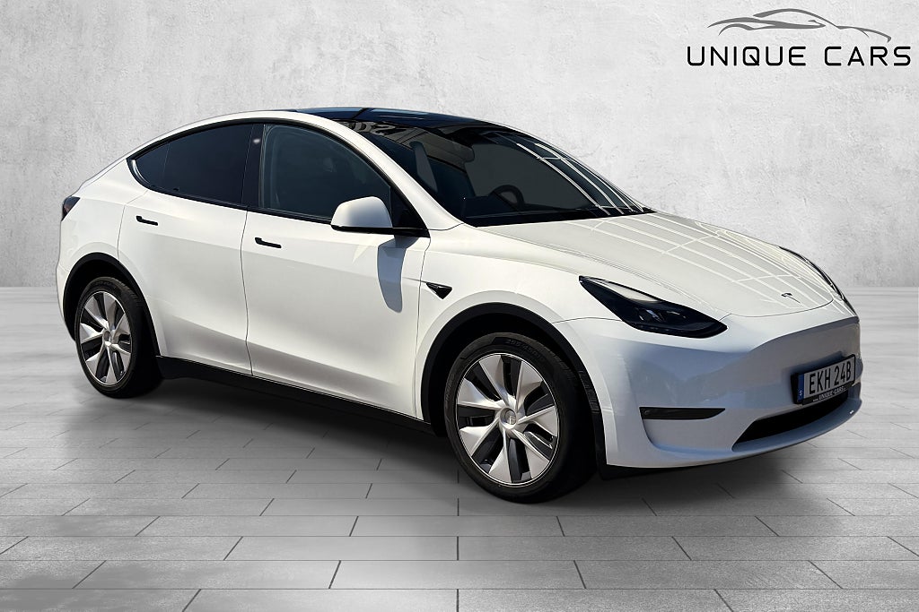 Tesla Model Y Long Range AWD | Nybesiktad | 360 Kamera | Autopilot 3
