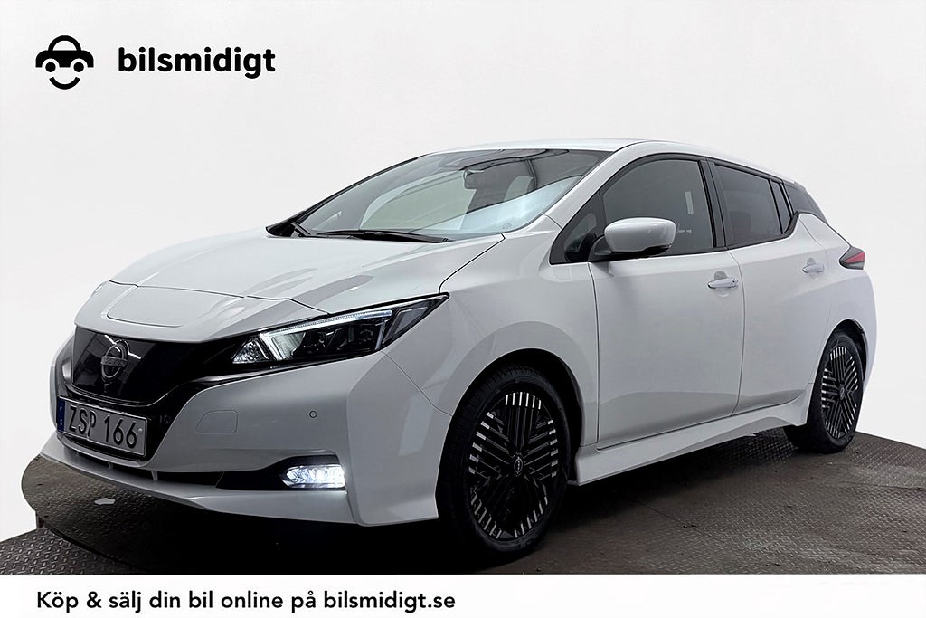 Nissan Leaf 40 kWh N-Connecta Navi 360° Värmare Rattvärme 150hk