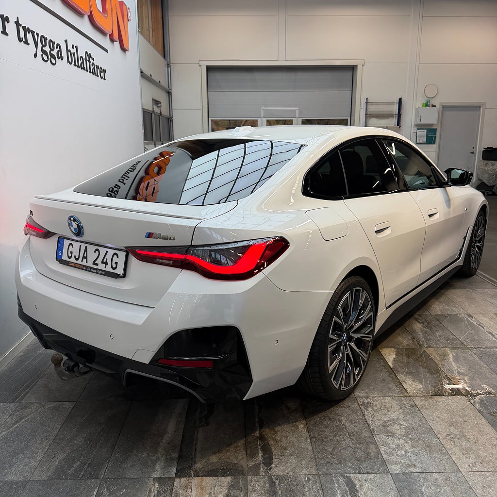 BMW i4 M50 xDrive M Sport Charged H&K 360° Dragkrok "20" MOMS